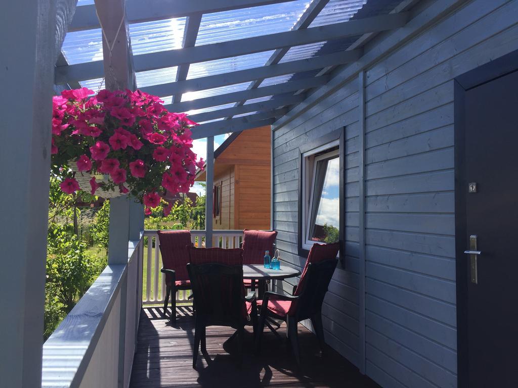Domki Kapitanskie Z Prywatnym Polem Do Gry W Mini Golf Rewal Eksteriør billede
